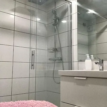 Elm Apartment *